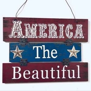 Americana Wood Farmhouse Patriotic America Sign Wire Hanger